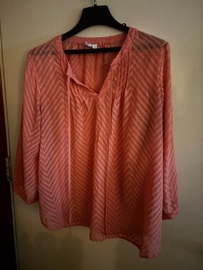 Elle Women's Coral Chevron Textured Blouse